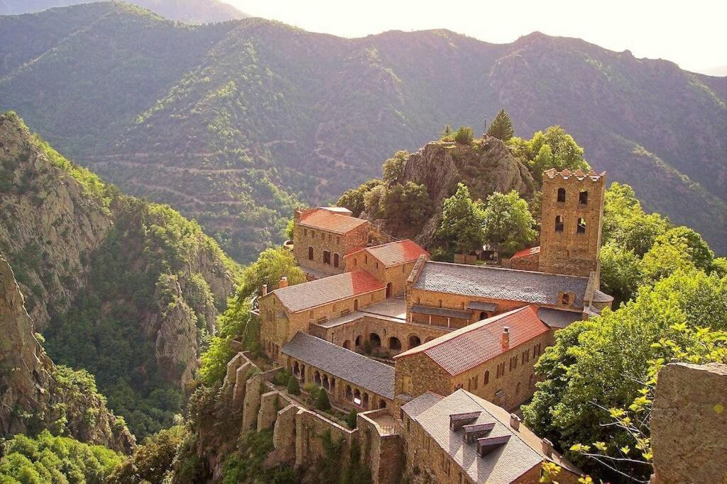 Les Maisons Du Conflent, Maisons Familiales En Pierre Au Coeur Des Remparts Villefranche-de-Conflent Exteriör bild